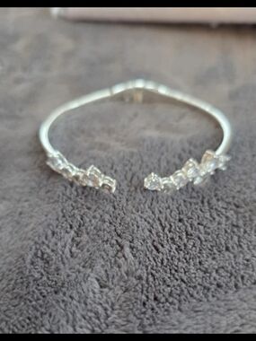 💥💥3 For $30💥💥 Silver Crystal Open Cuff Bracelet And More....